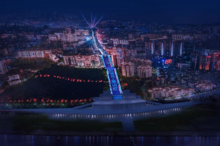 Η μακρύτερη κυλιόμενη κλίμακα βουνού στον κόσμο εγκαινιάστηκε στην Κίνα